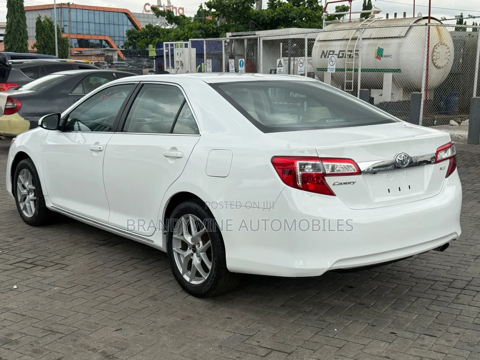 Toyota Camry 2012 Off white