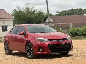 Toyota Corolla S Premium 4dr Sedan (1.8L 4cyl CVT) 2014 Red