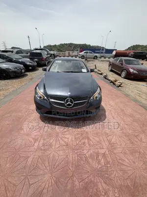Mercedes-Benz E350 Base 4Matic Coupe AWD (3.5L 6cyl 7A) 2014 Gray