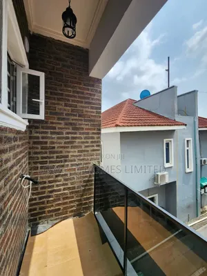 4bdrm Duplex in Mende for sale
