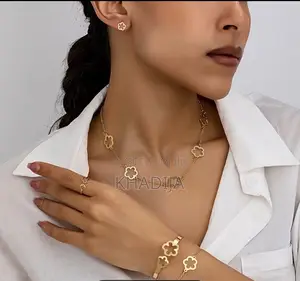 5pcs Women's Jewelry Set Hollow Clover Design Necklace