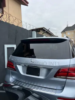 Mercedes-Benz GLE-Class GLE 350d 4MATIC 2016 Blue