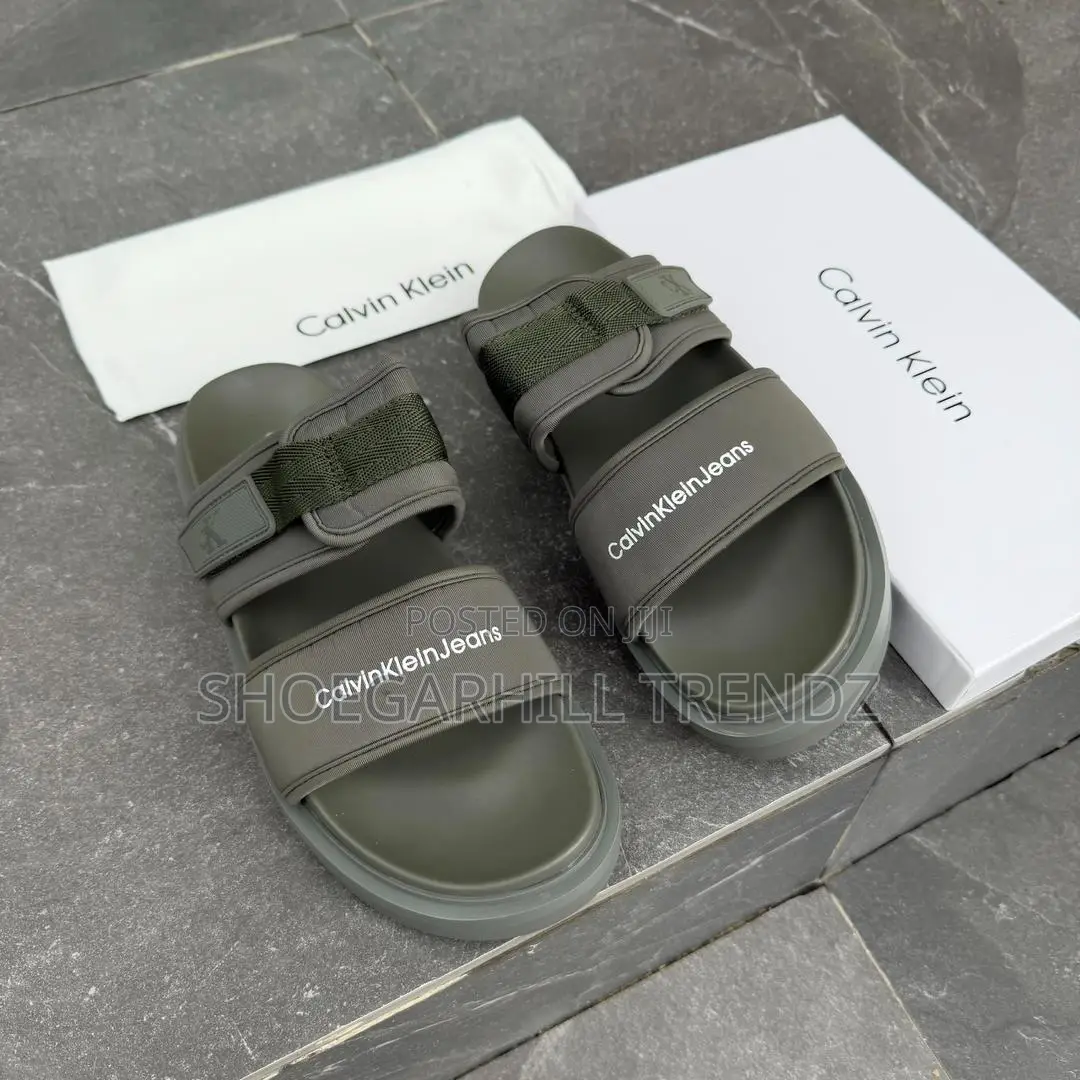 Ck Classic Double Band Palm Slippers – Refined Style