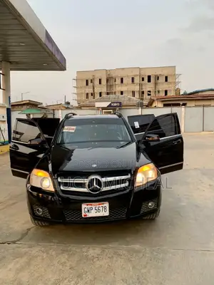 Mercedes-Benz GLK-Class 350 4MATIC 2012 Black