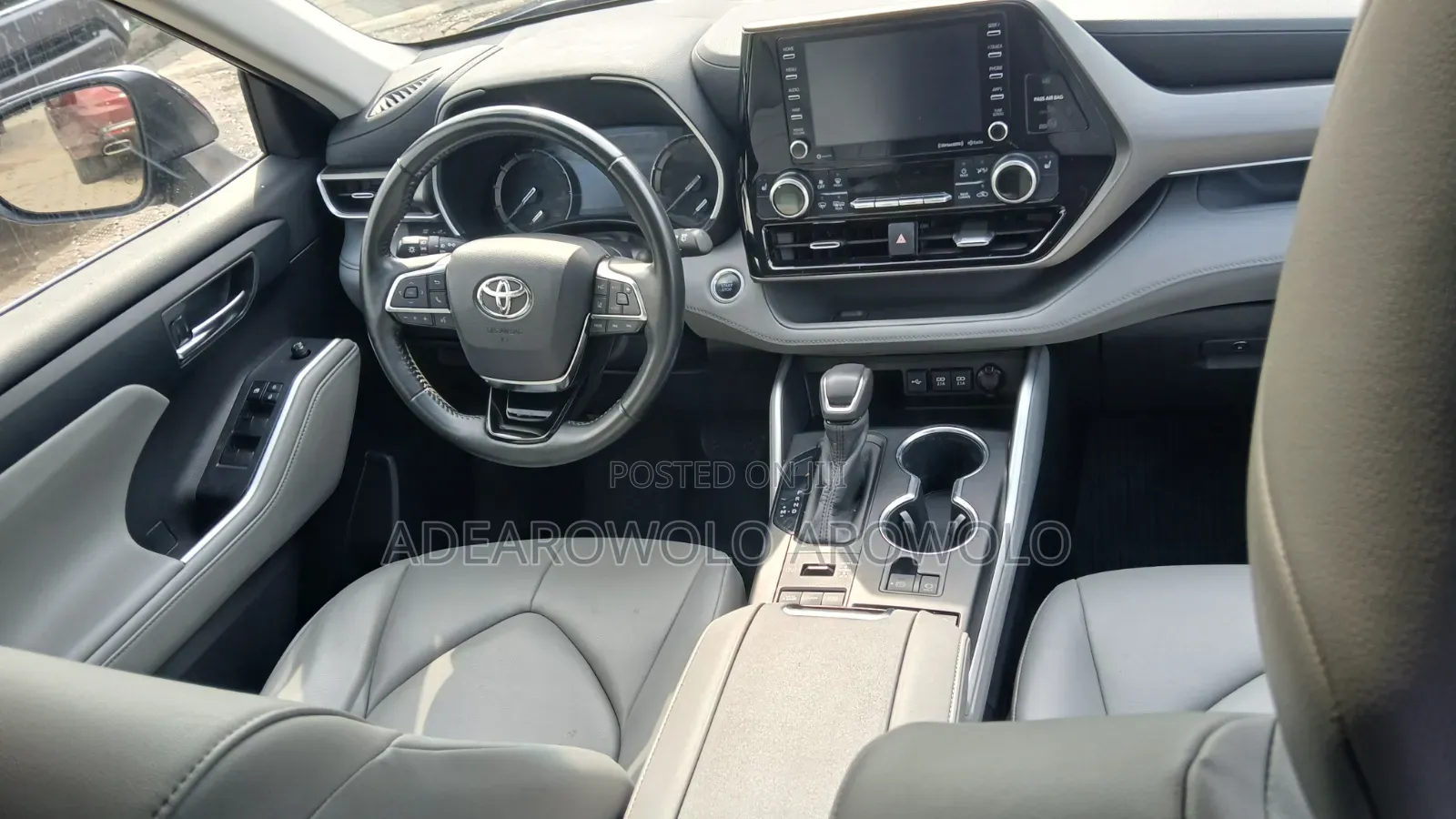 Toyota Highlander XLE 2021 Blue