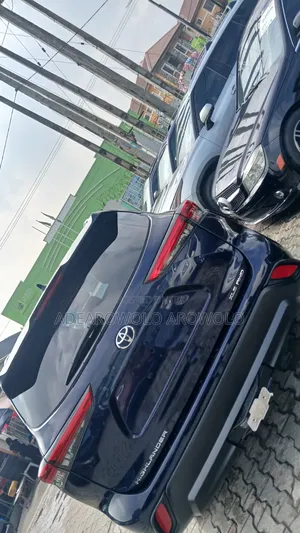 Toyota Highlander XLE 2021 Blue