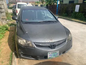 Honda Civic 1.8i VTEC 2009 Gray