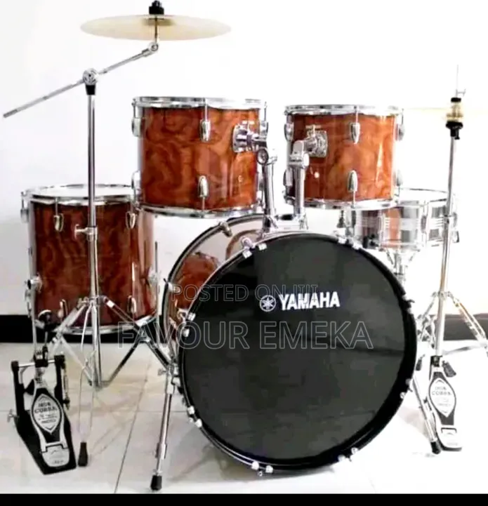 Yamaha 5 Sets Drums
