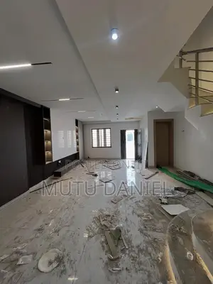 4bdrm Townhouse / Terrace in Guzape District for rent