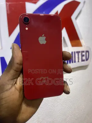 Apple iPhone XR 64 GB Red