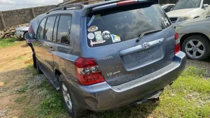 Toyota Highlander V6 AWD 2004 Blue