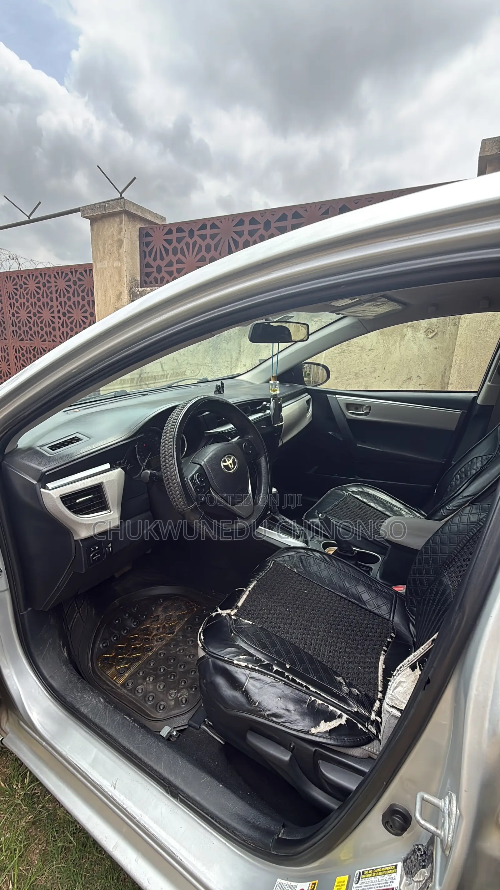 Toyota Corolla 2015 Silver