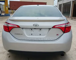 Toyota Corolla S Premium 4dr Sedan (1.8L 4cyl CVT) 2014 Silver