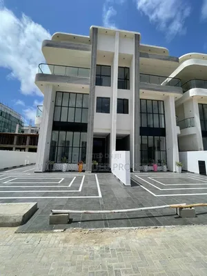 5bdrm Mansion in Wvp Homes 🏡, Lekki Phase 1 for sale