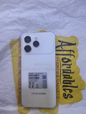 Tecno Spark 40 128 GB White