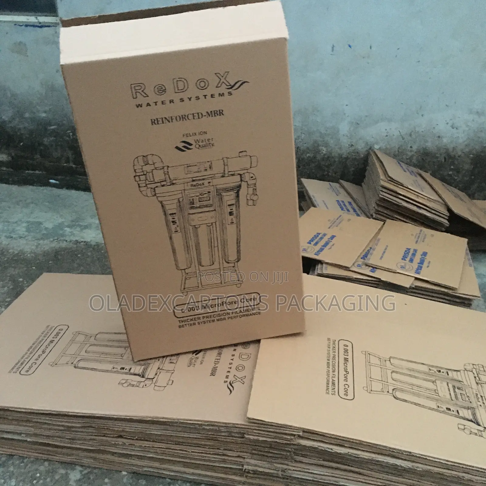 Cartons Boxes