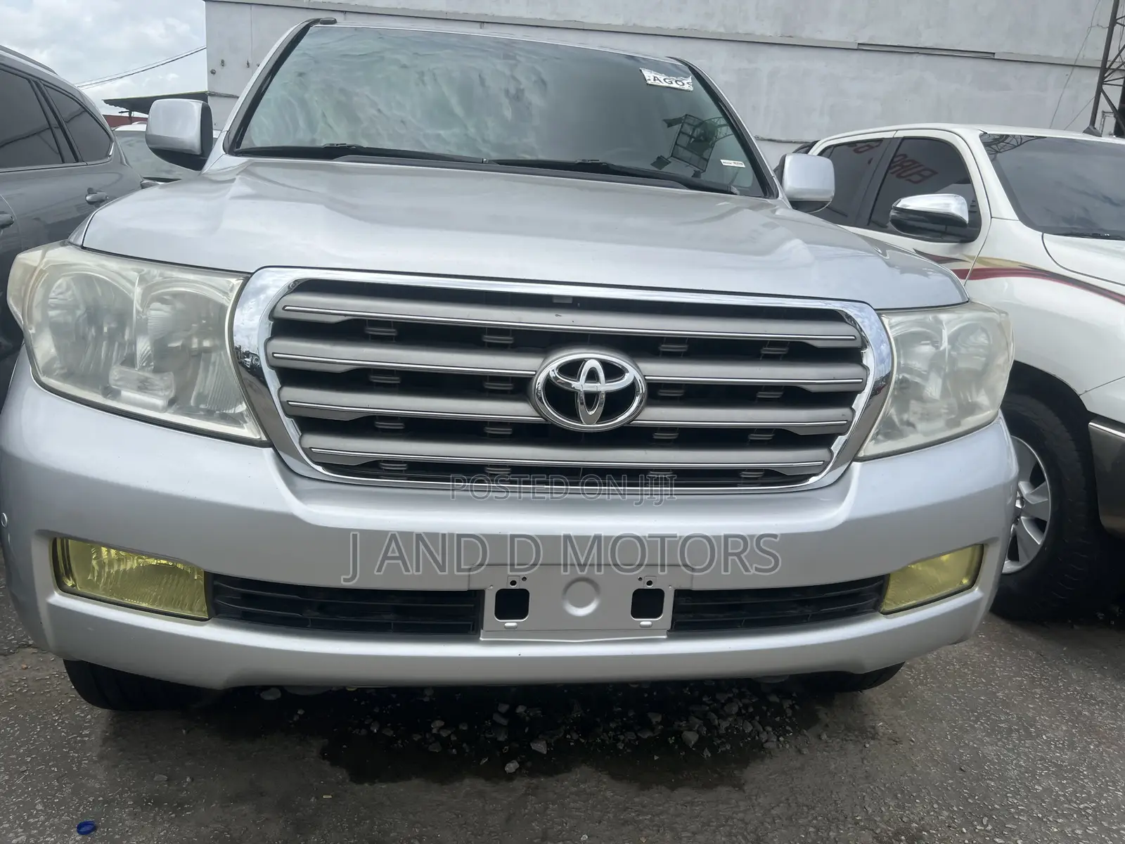 Toyota Land Cruiser 2011 Silver