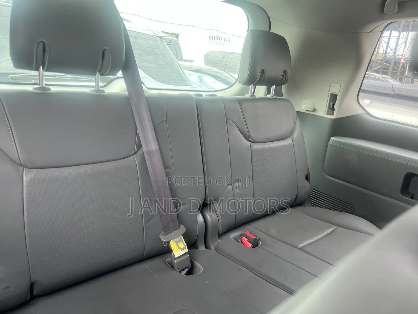 Toyota Land Cruiser 2011 Silver