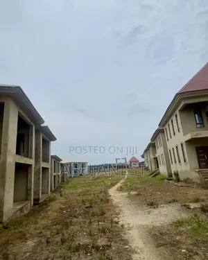 4bdrm Block of Flats in Estate Property, Kuje for sale