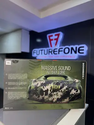 Camo JBL Boombox 4