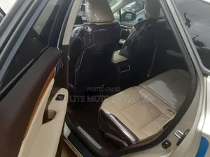Lexus RX 350 AWD 2017 Gold