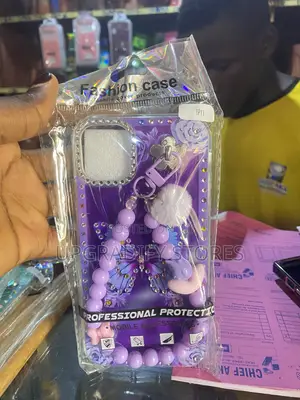 Fancy iPhones Pouch