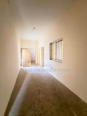 3bdrm Block of Flats in Amino Kano, Wuse 2 for rent