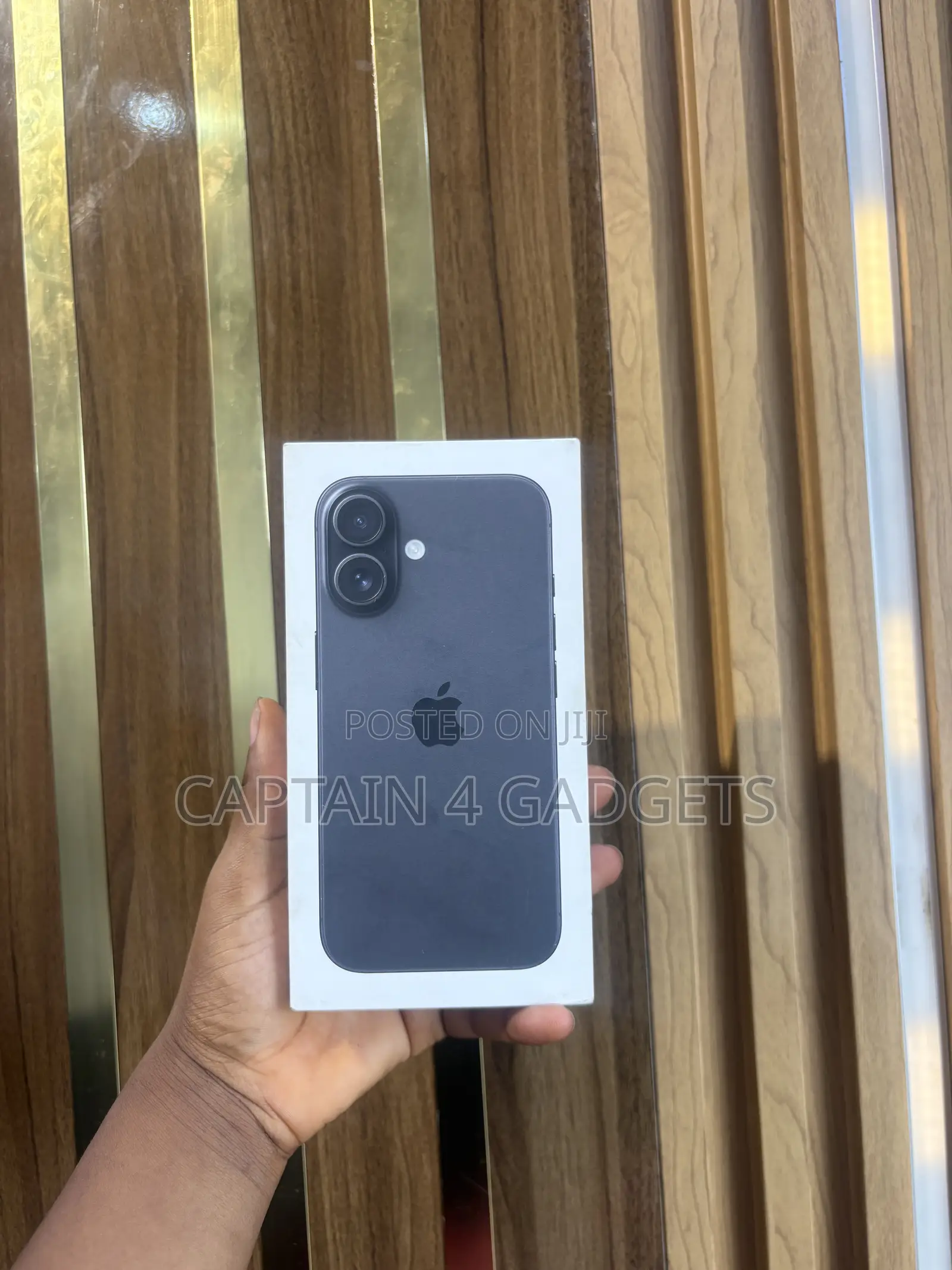 New Apple iPhone 16 128 GB Black