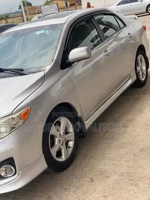 Toyota Corolla 2013 Silver