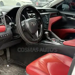 Toyota Camry 2019 White