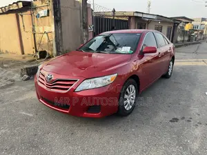 Toyota Camry 2011 Red