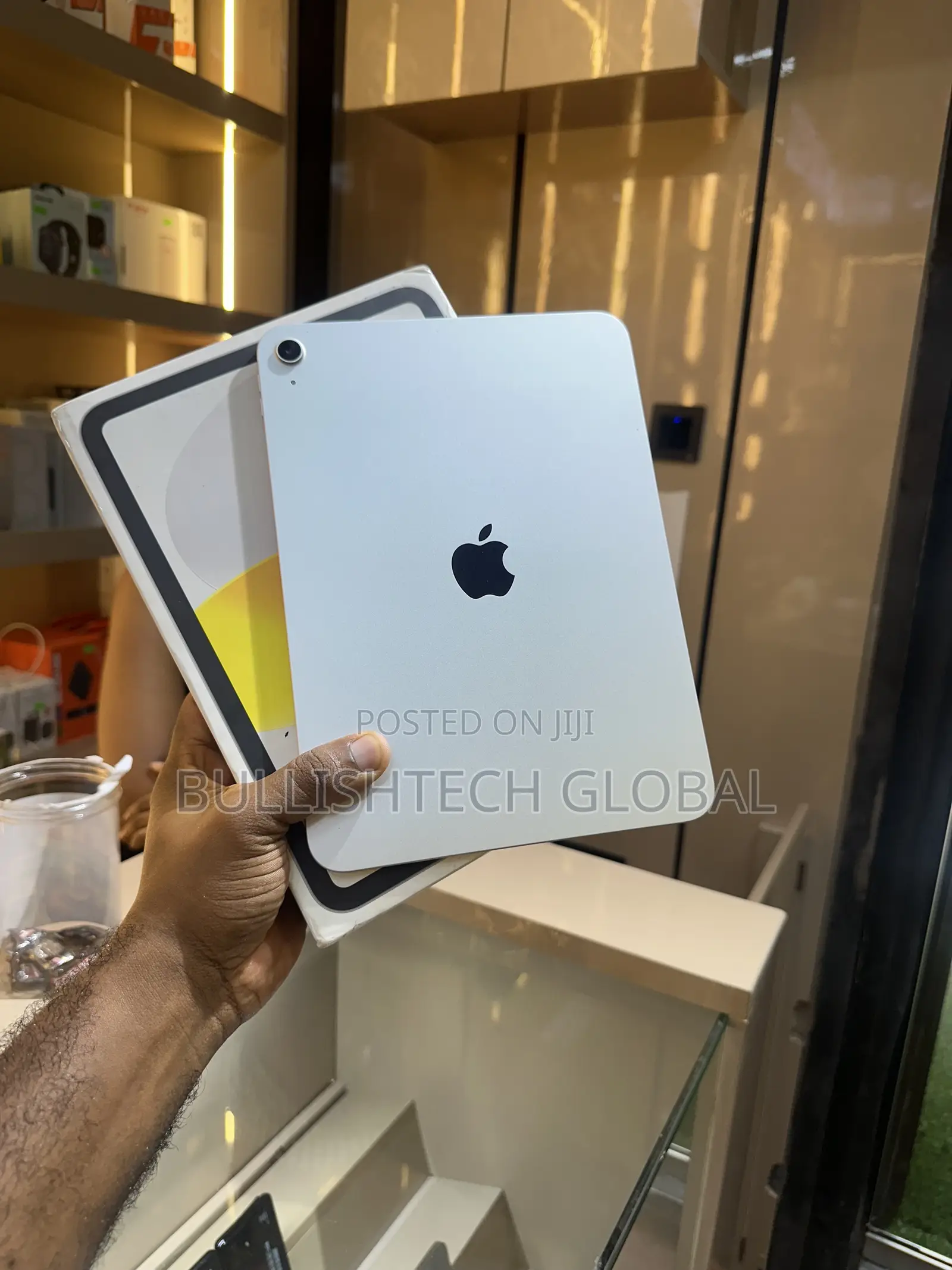 Apple iPad (2025) 128 GB Silver