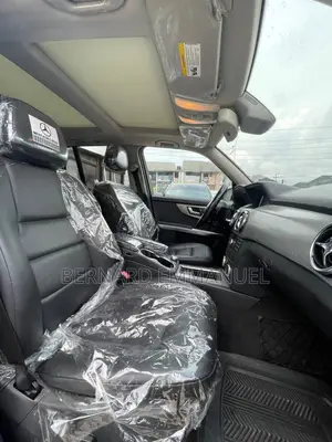 Mercedes-Benz GLK-Class 350 SUV 2013 Black