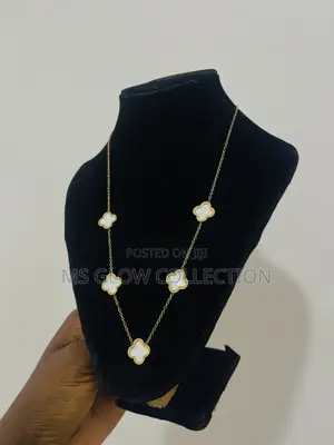 White Clover Necklace