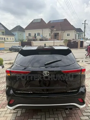 Toyota Highlander XSE 2021 Black