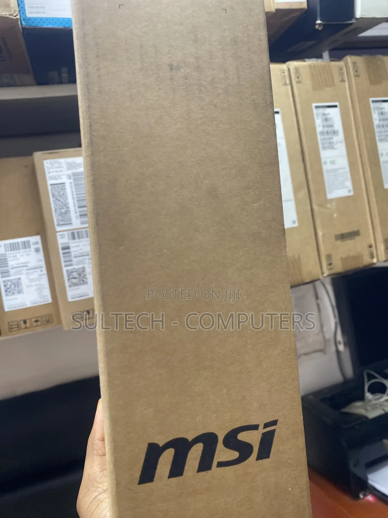 New Laptop MSI Katana 15 16GB Intel Core i7 SSD 1T