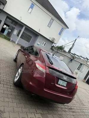 Honda Accord Crosstour 2010 Red