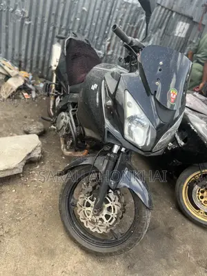 Suzuki V-Strom 2006 Black