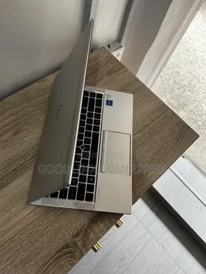 Laptop HP EliteBook 840 G8 16GB Intel Core i7 SSD 512GB