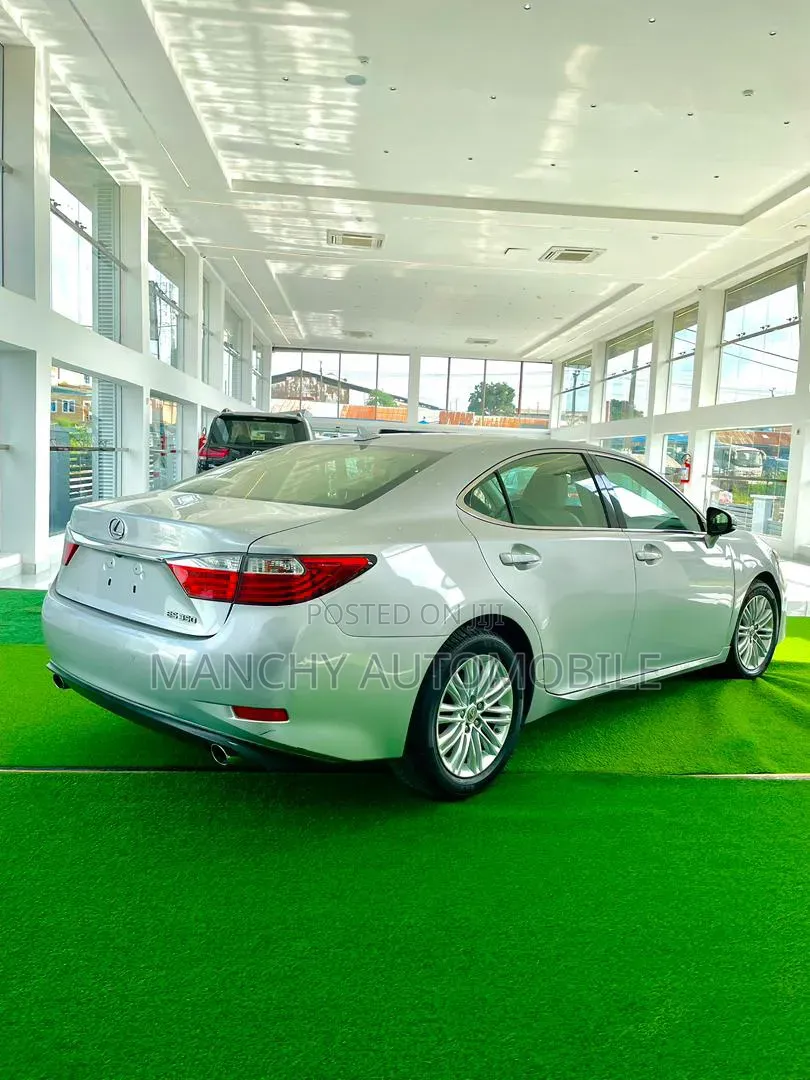 Lexus ES 350 FWD 2013 Silver