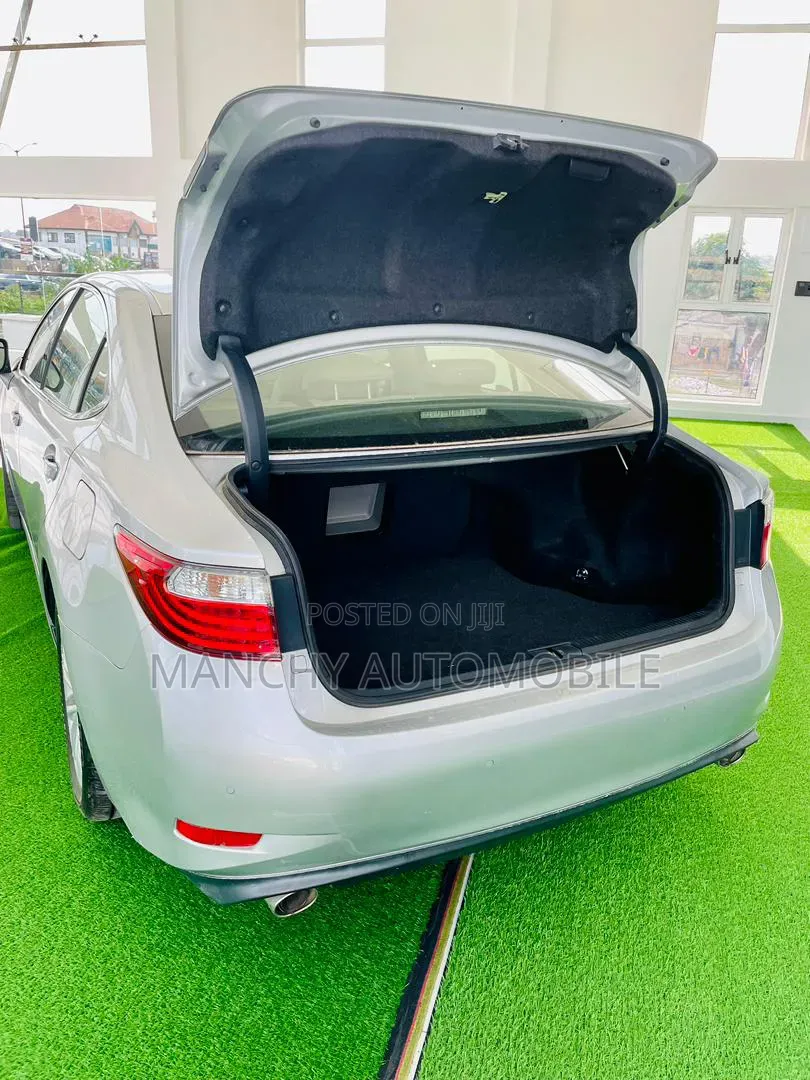 Lexus ES 350 FWD 2013 Silver