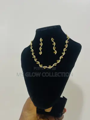 Necklace and Earring Set for Occasion/Casual