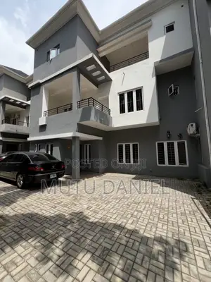 4bdrm Townhouse / Terrace in Guzape District for rent