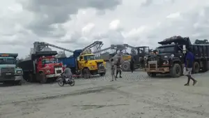 Free Granite and Irons Stone