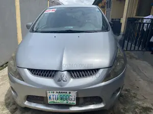 Mitsubishi Grandis 2.0 Di-D 2008 Silver
