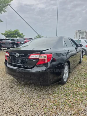 Toyota Camry SE 4dr Sedan (2.5L 4cyl 6A) 2013 Black