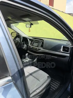 Toyota Highlander LE Plus 4dr SUV AWD (3.5L 6cyl 6A) 2015 Blue