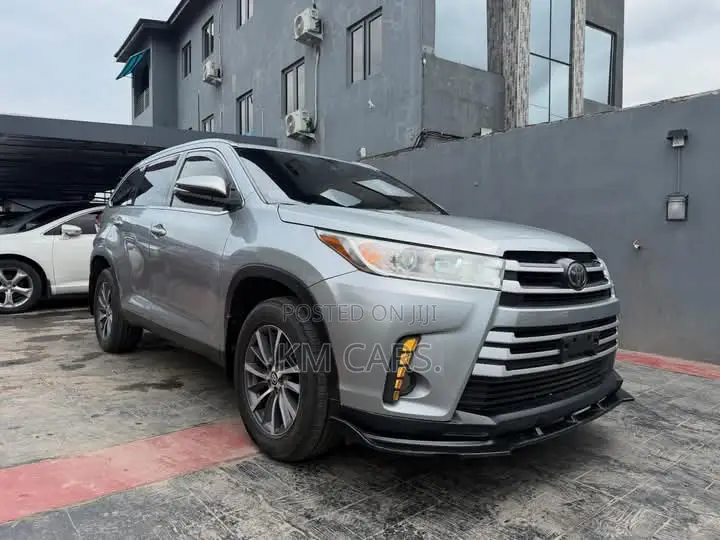 Toyota Highlander 2018 Gray