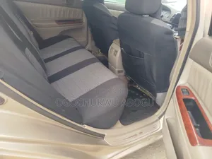 Toyota Camry 2006 Gold