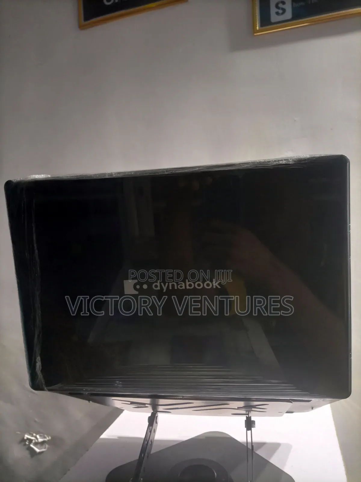 Laptop General Dynamics 4GB Intel Core i5 SSD 256GB